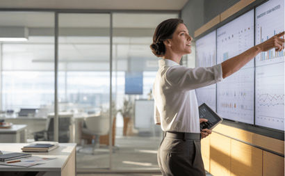 Performance Marketing vs Traditional Marketing: Which Drives Better ROI in 2025?